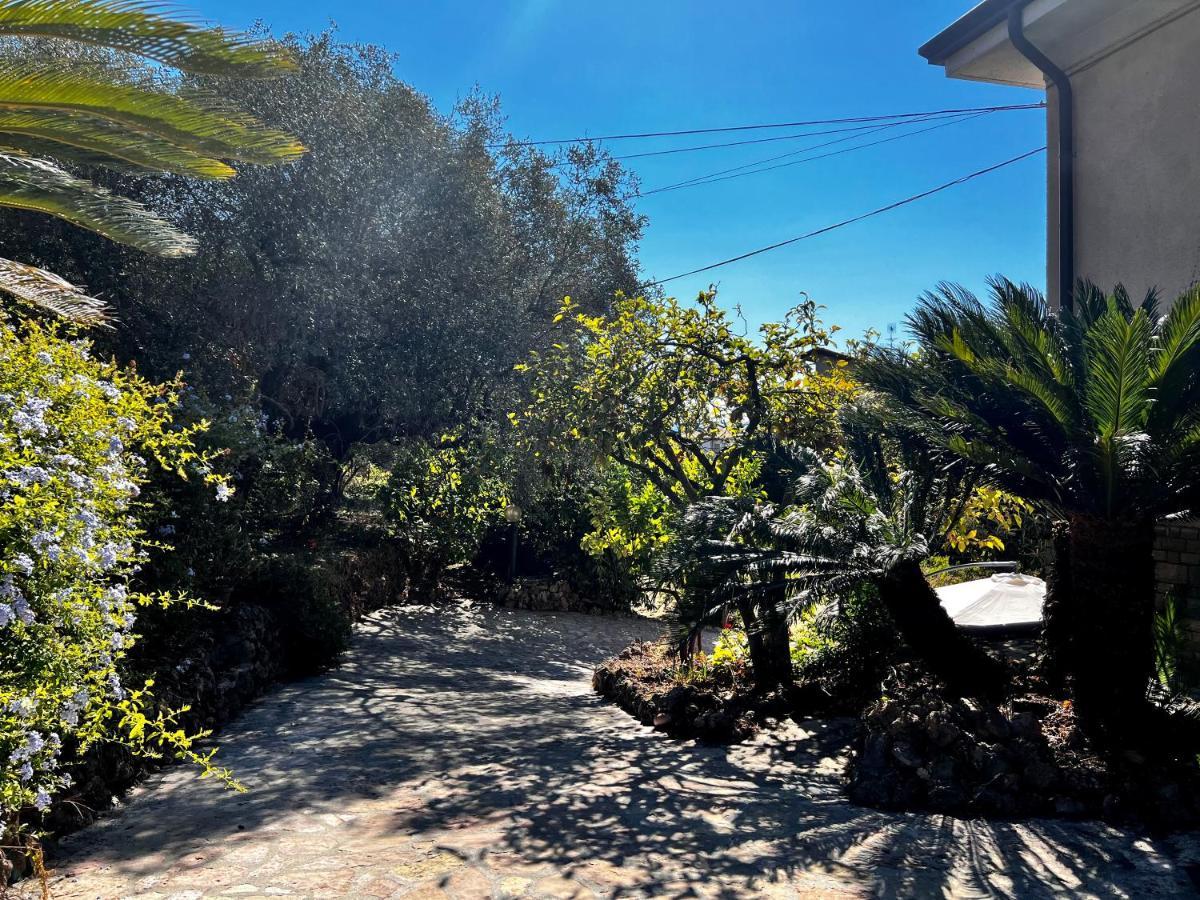 דירות Romito Magra Il Giardino Delle Cycas מראה חיצוני תמונה